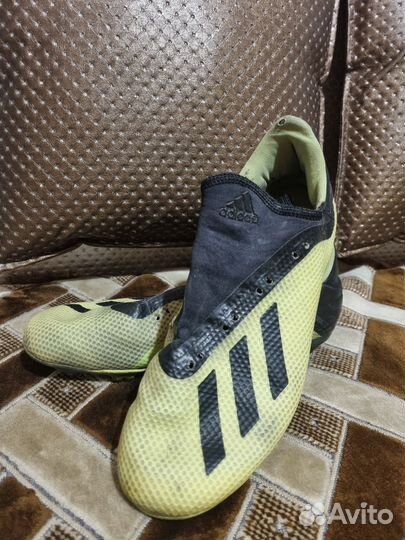 Футзалки adidas