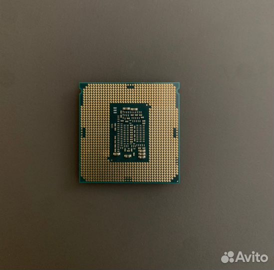 Процессор Intel core i3 8100
