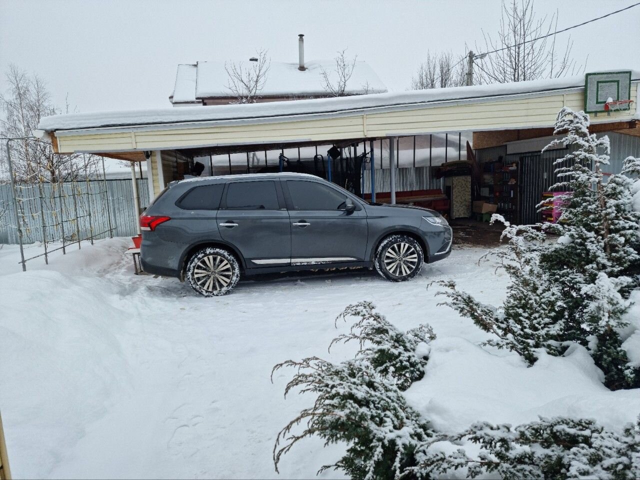 Mitsubishi Outlander: фото владельца