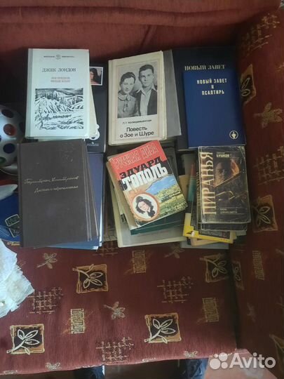 Книги отдам бесплатно