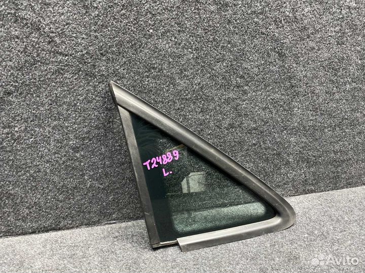 Стекло кузовное переднее правое Volkswagen Touran