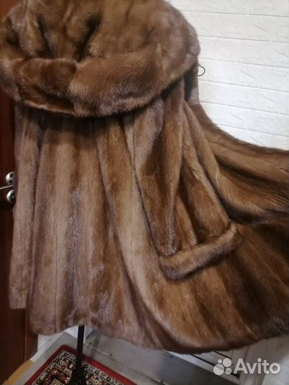 Шуба норковая с капюшоном орех ог 130