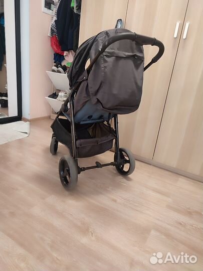 Коляска happy baby до 25 кг