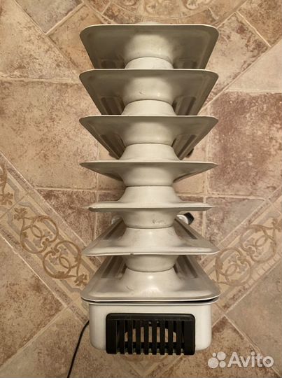 Масляный обогреватель (радиатор). Италия