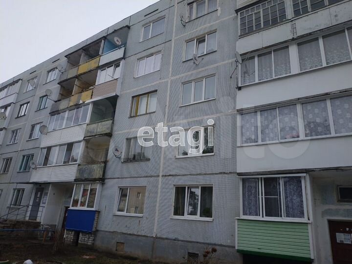 2-к. квартира, 47 м², 3/5 эт.
