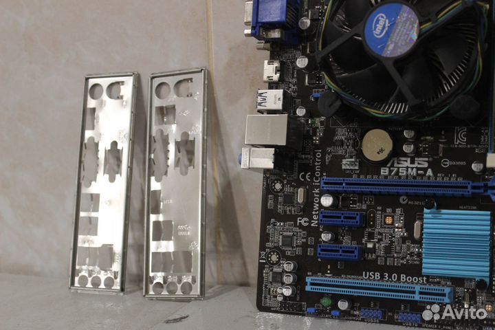 B75 lga1155 от asus matx Atx с cpu fan и доп ddr3