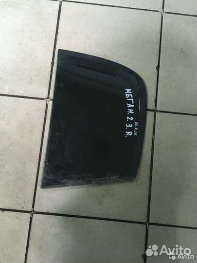 Стекло треугольник заднее правое Renault Megan 2