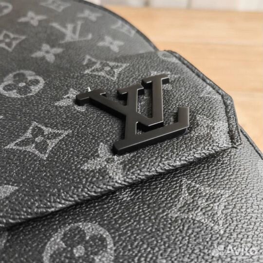 Сумка через плечо louis vuitton кожа