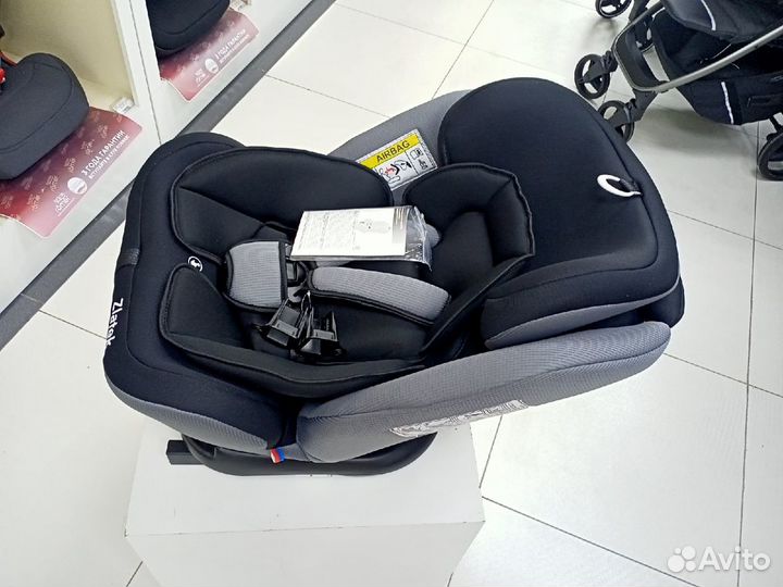 Автокресло 0-36кг Zlatek Cruiser Черный Isofix 360