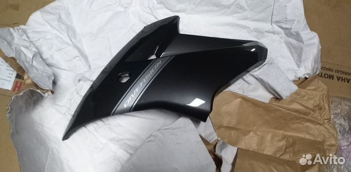 Новая оригинальная боковая панель Yamaha XJ6