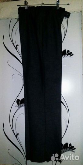 Костюм школьный новый