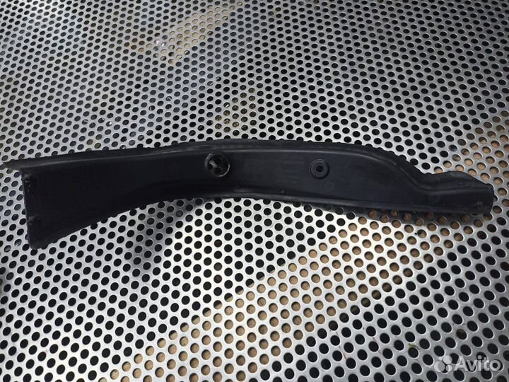 Водосток крышки багажника правый BMW 4 F32/F33/F36