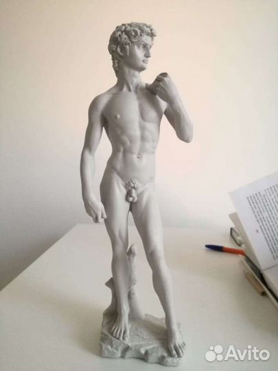 Давид Микеланджело статуэтка