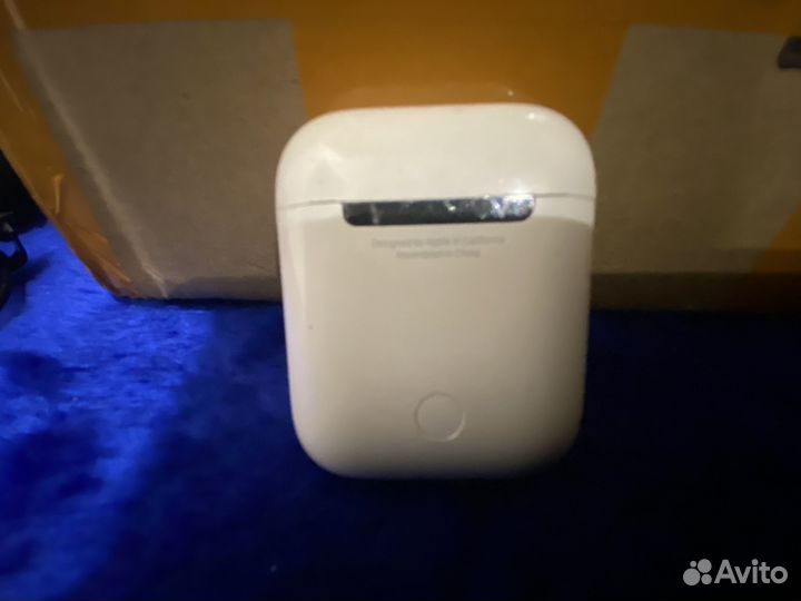 Зарядный бокс для наушников