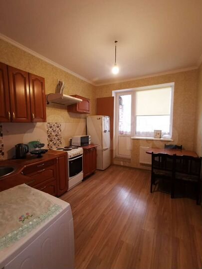 2-к. квартира, 53 м², 3/3 эт.