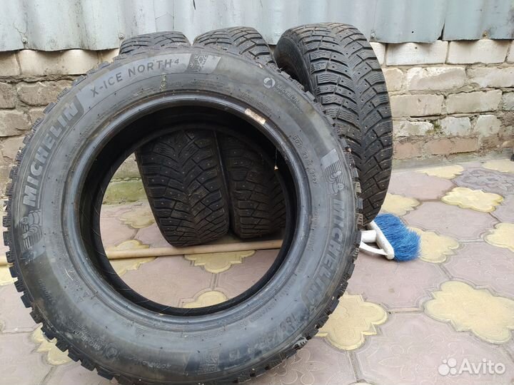 Michelin X-Ice North 4 185/65 R15 92T