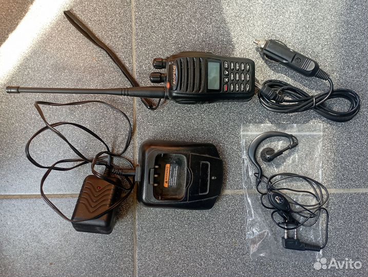 Рации MegaJet MJ-100 и Baofeng UV-B5