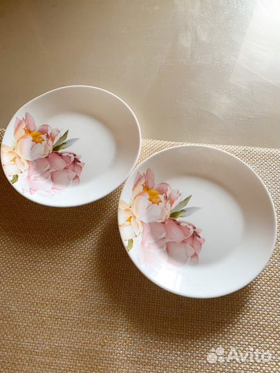 Тарелка 18 см