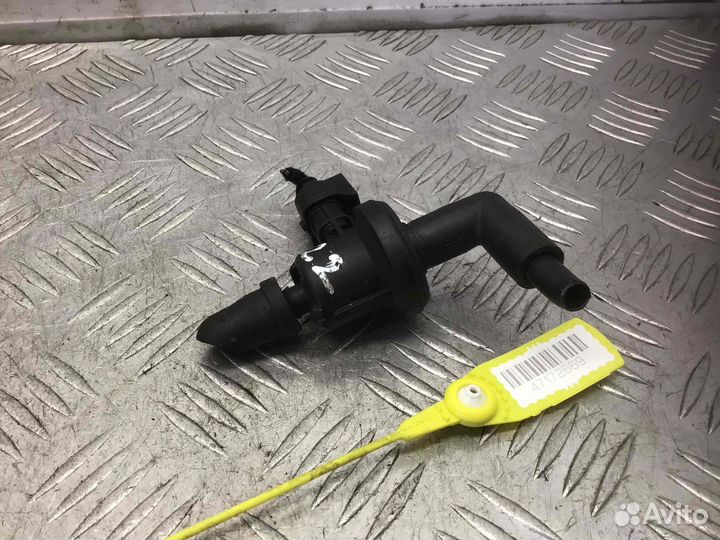 Клапан вентиляции топливного бака Opel Astra Z18xe