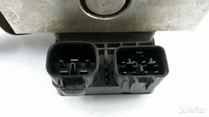 Блок abs Toyota Hiace LXH12 2LT 1998