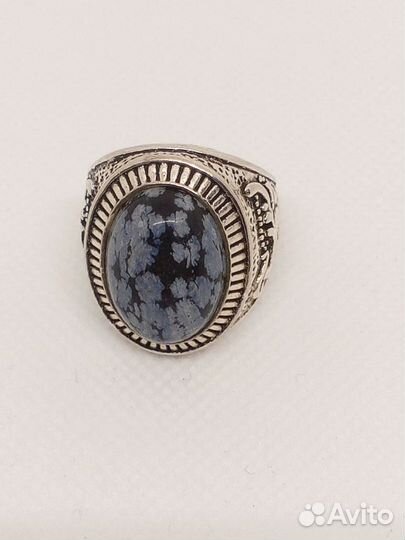 Винтажное кольцо со снежным обсидианом