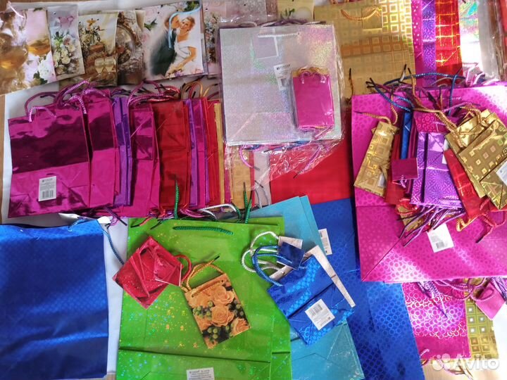 Подарочные пакеты бумажные