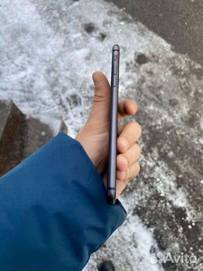 iPhone 8 Plus, 64 ГБ