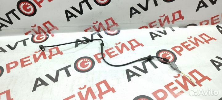 Датчик ABS передний Nissan Dualis KNJ10 MR20