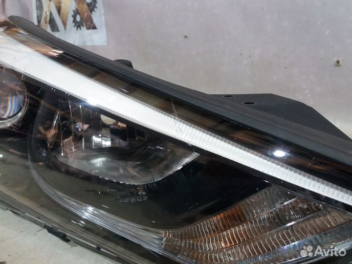 Hyundai Tucson 15- Фара Правая 20547