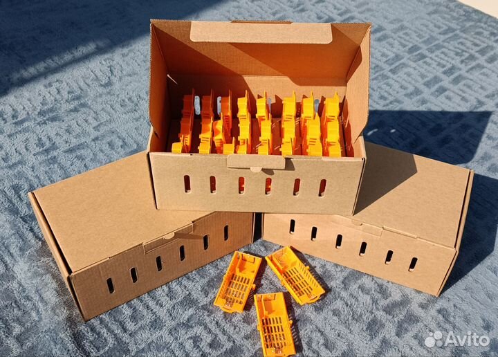 Бокс для пересылки пчеломаток