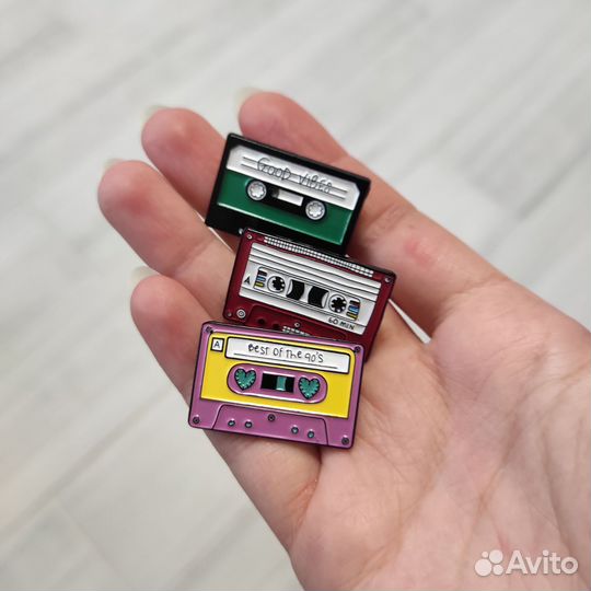 Значки пины металлические