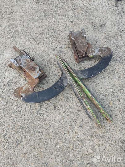 Петли на Ламбо двери