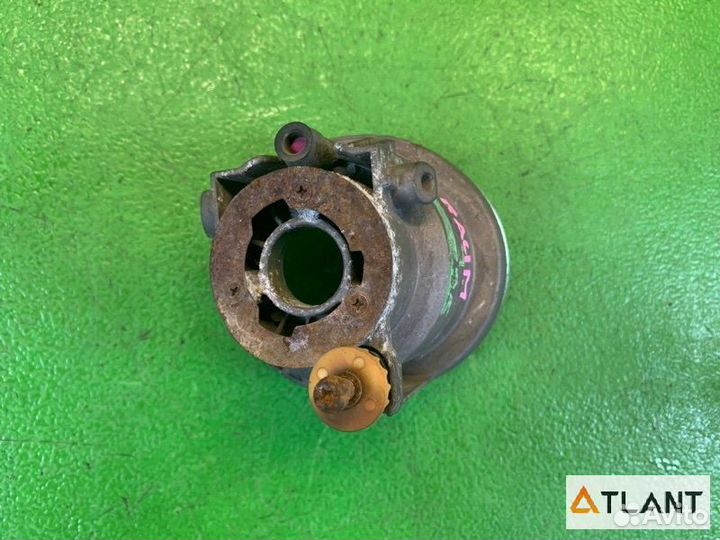 Туманка передняя левая toyota raum