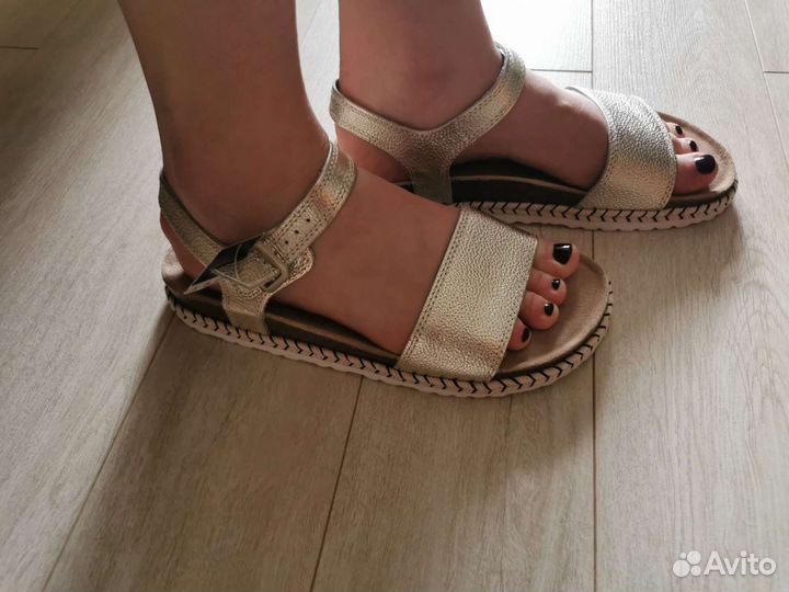 Босоножки next кожа новые