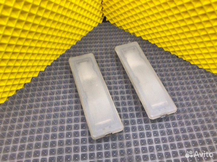 Плафон Mercedes-Benz S124 M102.982 1989