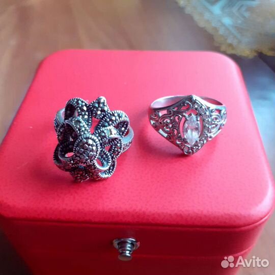 Серебряное кольцо
