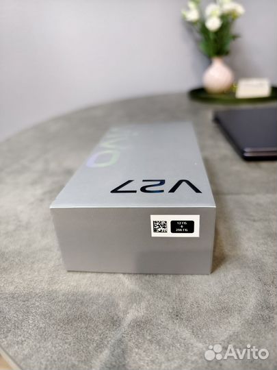 vivo V27, 12/256 ГБ