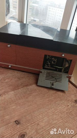 Катушечный магнитофон