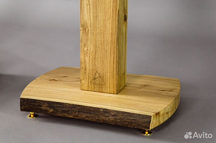 Стойки под акустику из карагача