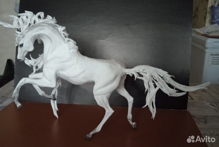 Конь - бархатный пластик хендмейд