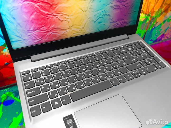 Лёгкий ноутбук Lenovo AMD Radeon