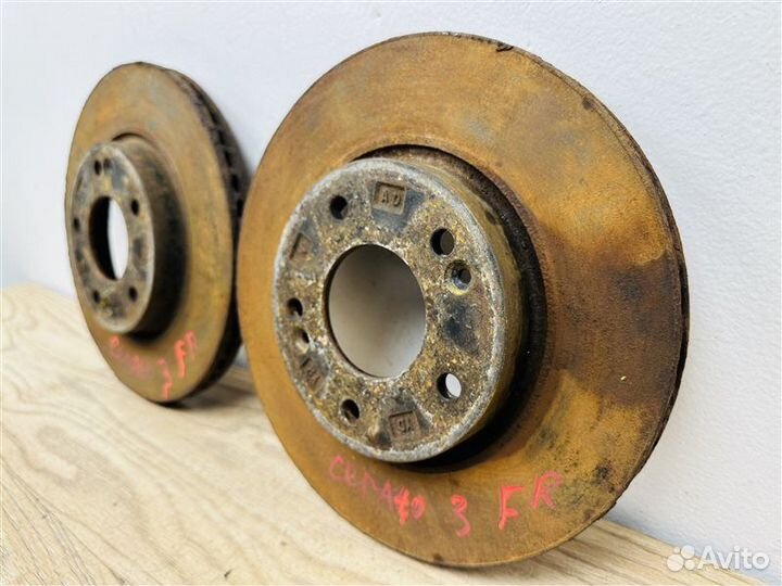 Тормозной диск передний Kia Cerato 3 2.0 G4NA