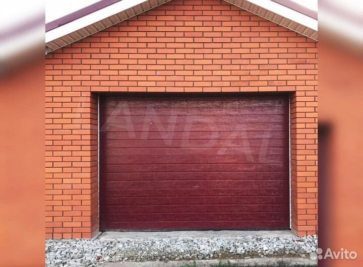 Секционные ворота