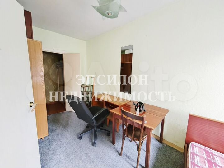 2-к. квартира, 43 м², 2/5 эт.