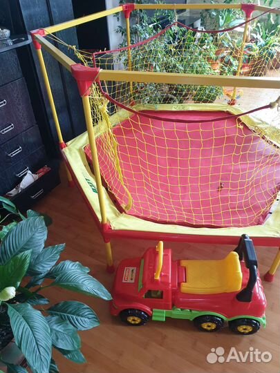 Батут с сеткой