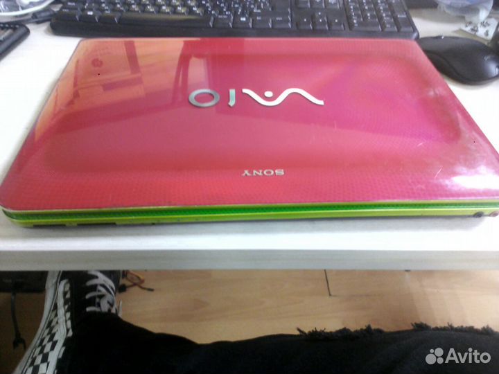 Яркий, эксклюзивный и шустрый Sony Vaio с i5 и SSD