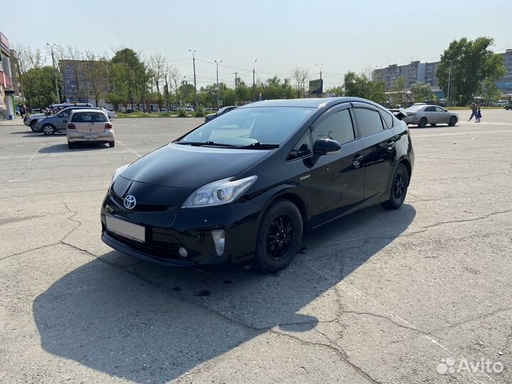 Аренда авто. Toyota Prius 2013г в Хабаровске