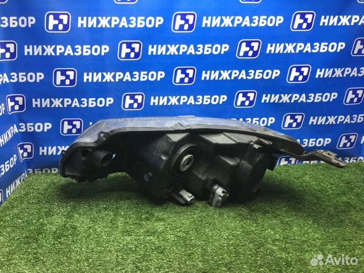 Фара передняя правая Suzuki Vitara 2015