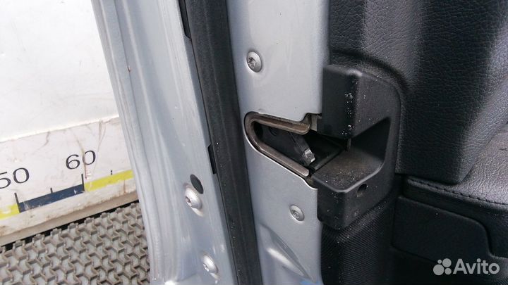 Дверь передняя левая на Mercedes Benz E-class W211