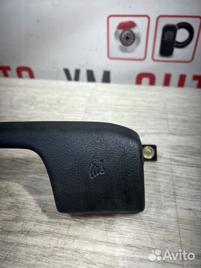 Накладка бардачка Audi A8